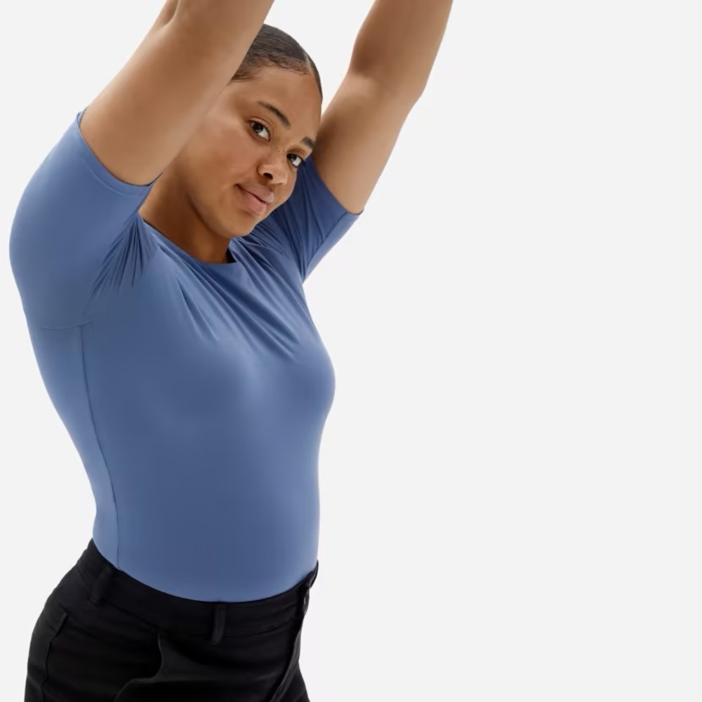 Everlane The Short-Sleeve Crew Neck Bodysuit Blue size XS NWT - Picture 3 of 7